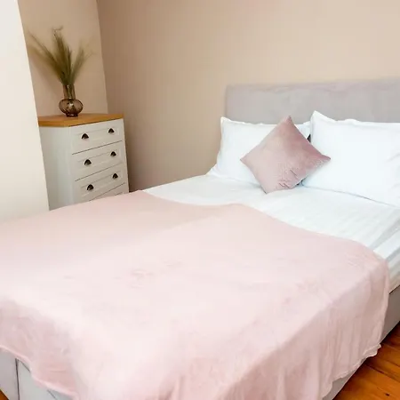 Two Bedroom In Murphys بانسكو