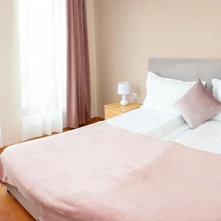 Two Bedroom In Murphys Апартаменты *